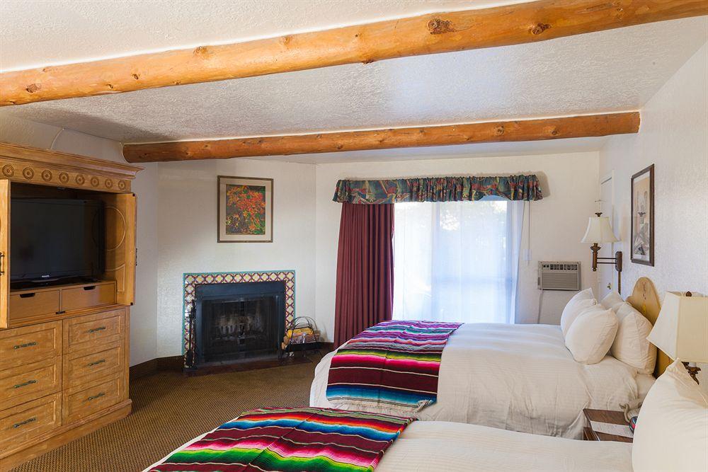 El Pueblo Lodge Taos Exterior photo